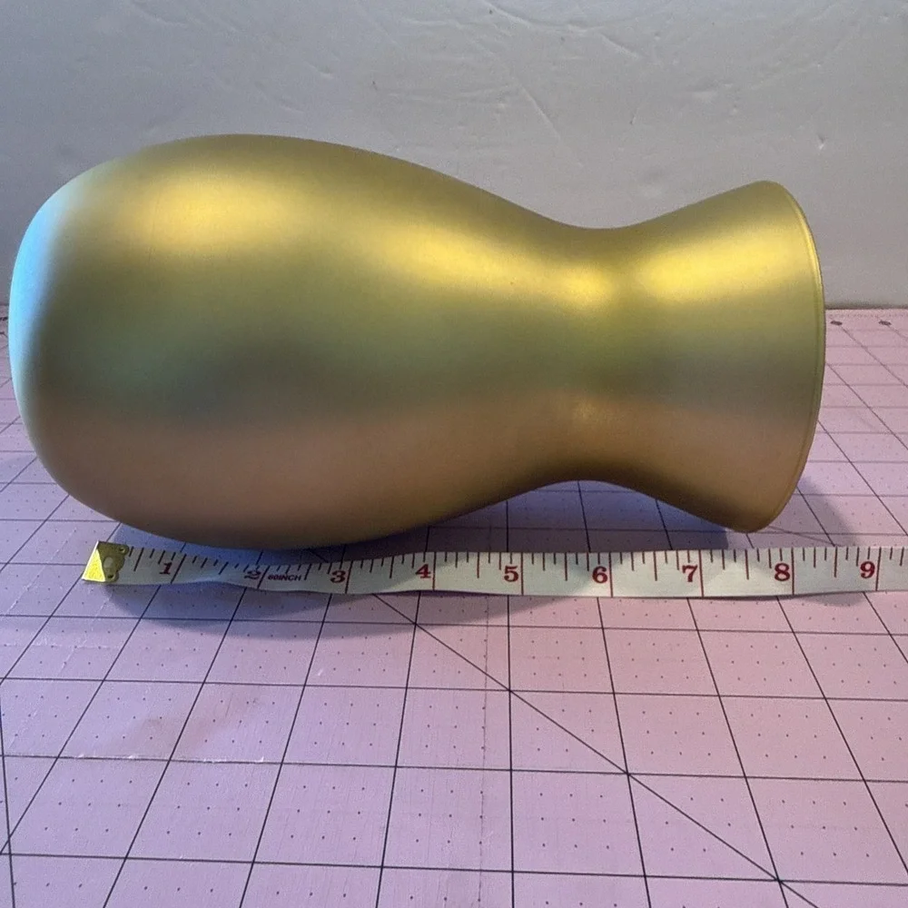 Gold‎ Metallic Vase With Matte Finish